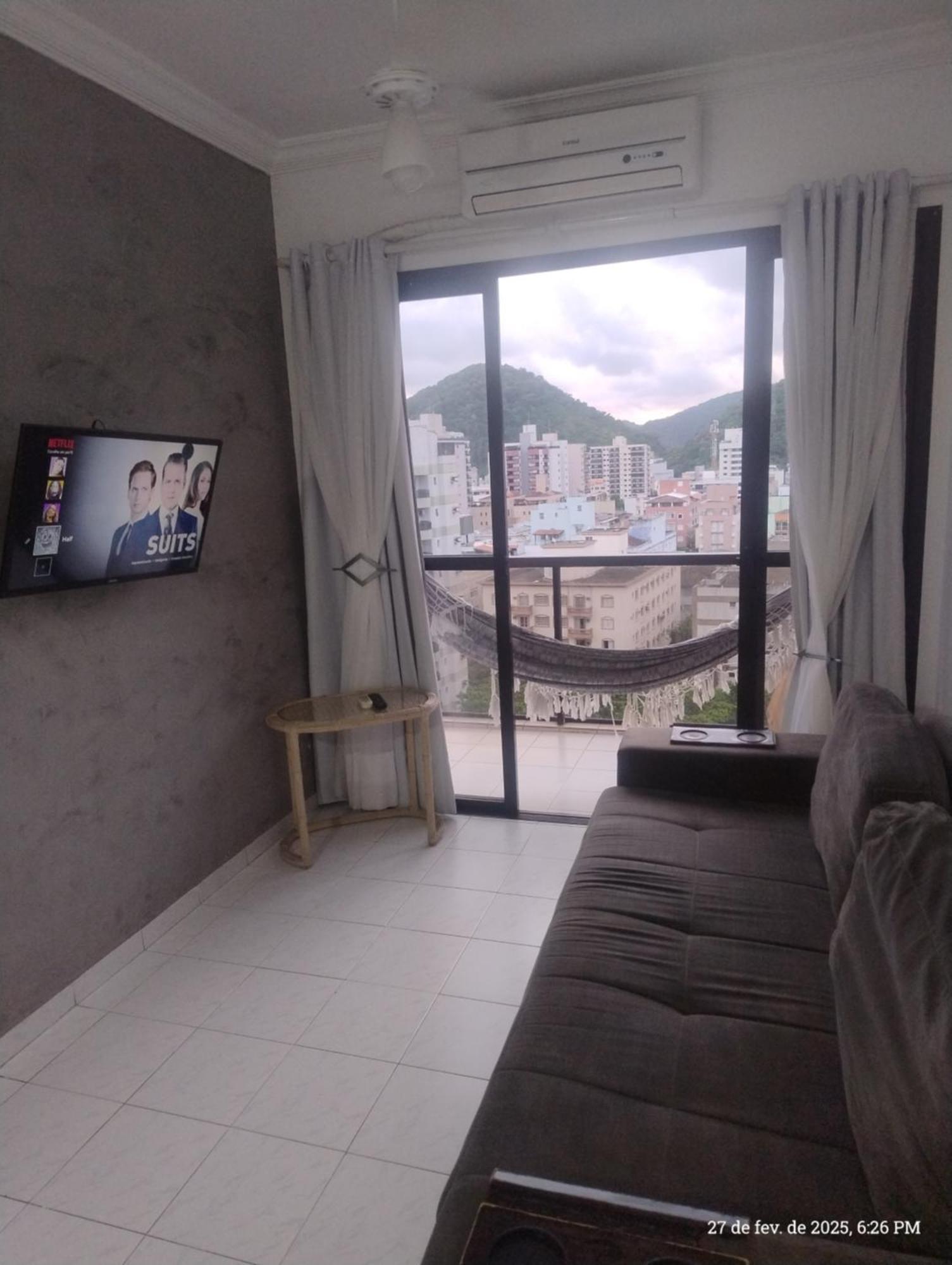 Apto Enseada Wi-fi Piscina 1 Dorm Apartment *