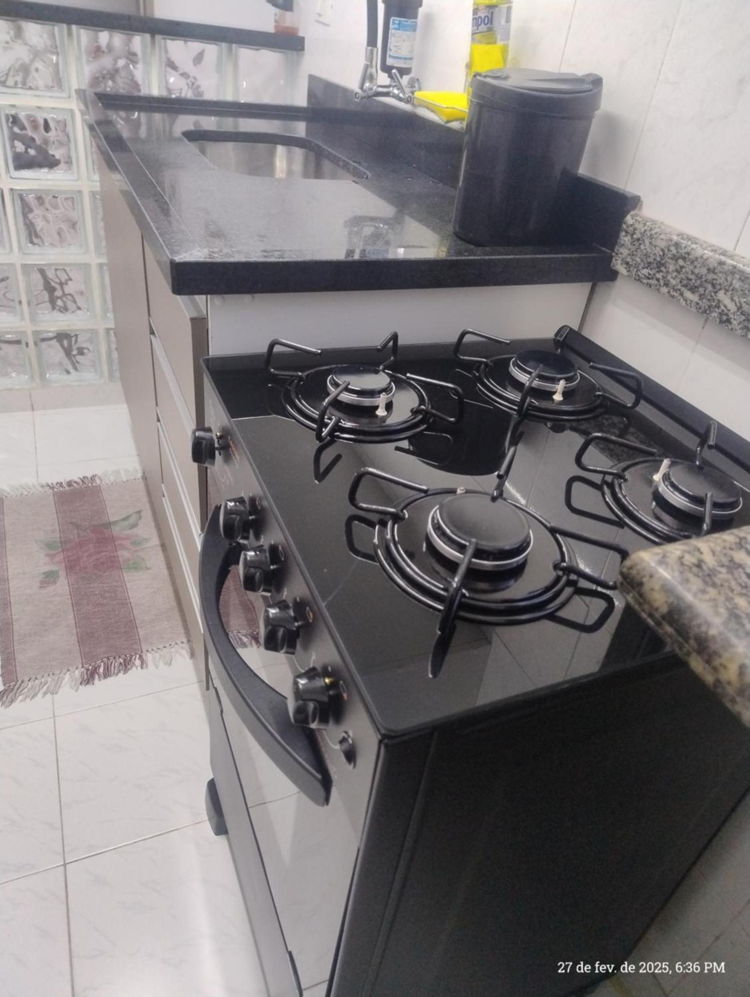 Apartment Apto Enseada Wi-fi Piscina 1 Dorm *