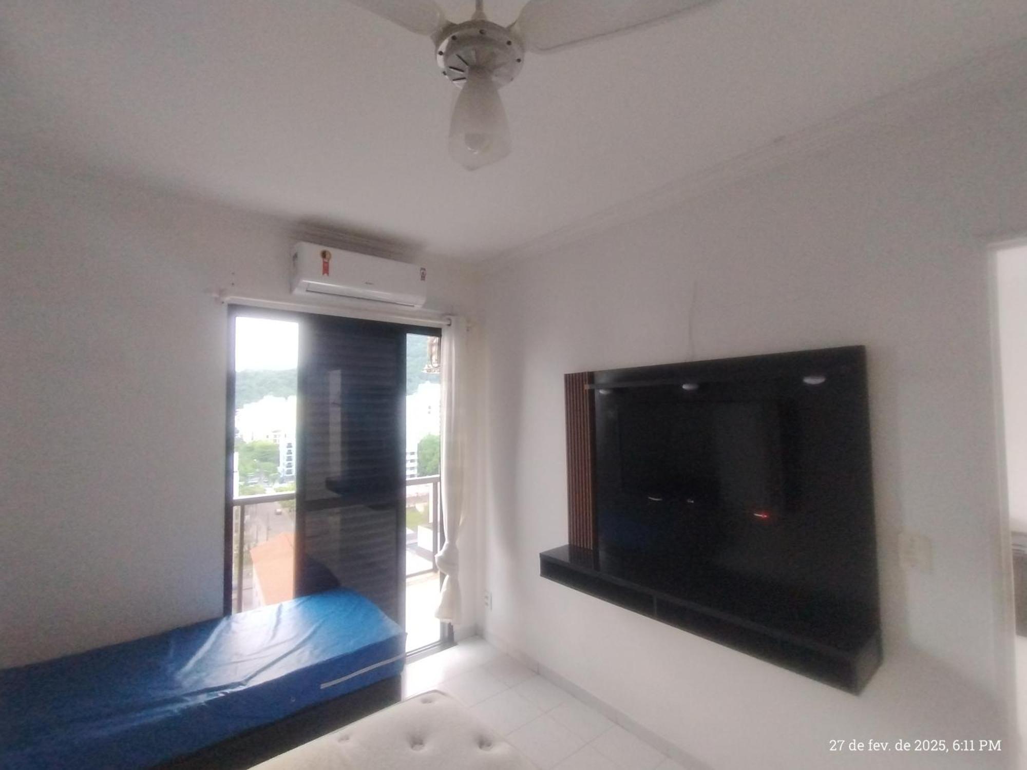 Apto Enseada Wi-fi Piscina 1 Dorm * Guaruja